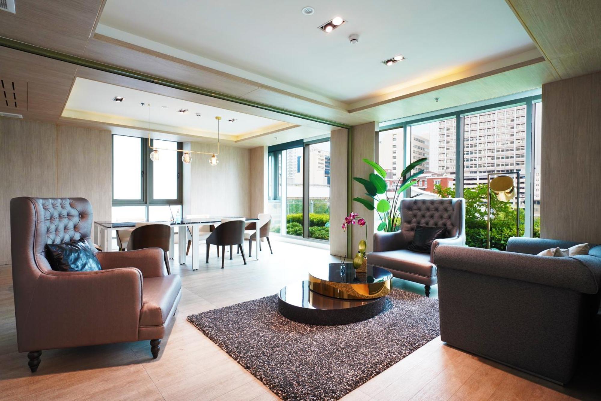 The Rich Residence Sukhumvit Nana Bangkok Exterior photo